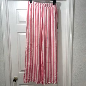 NWT Laura’s Boutique pink & white striped pants with a relaxed fit.